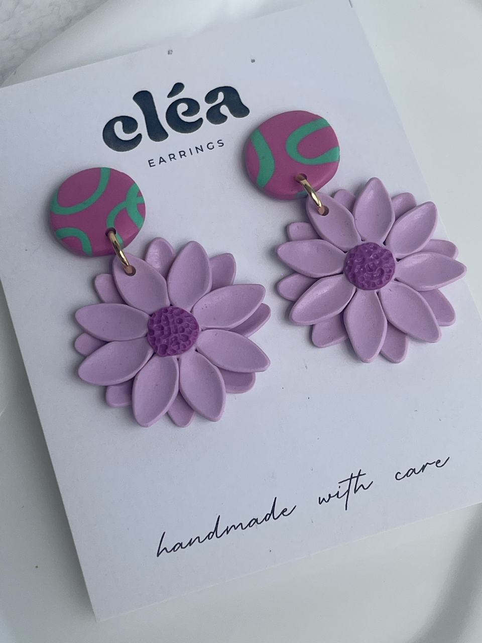 Wavy Lilac Blossom